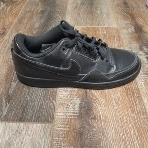 🏷Nike Men's Black Shoes